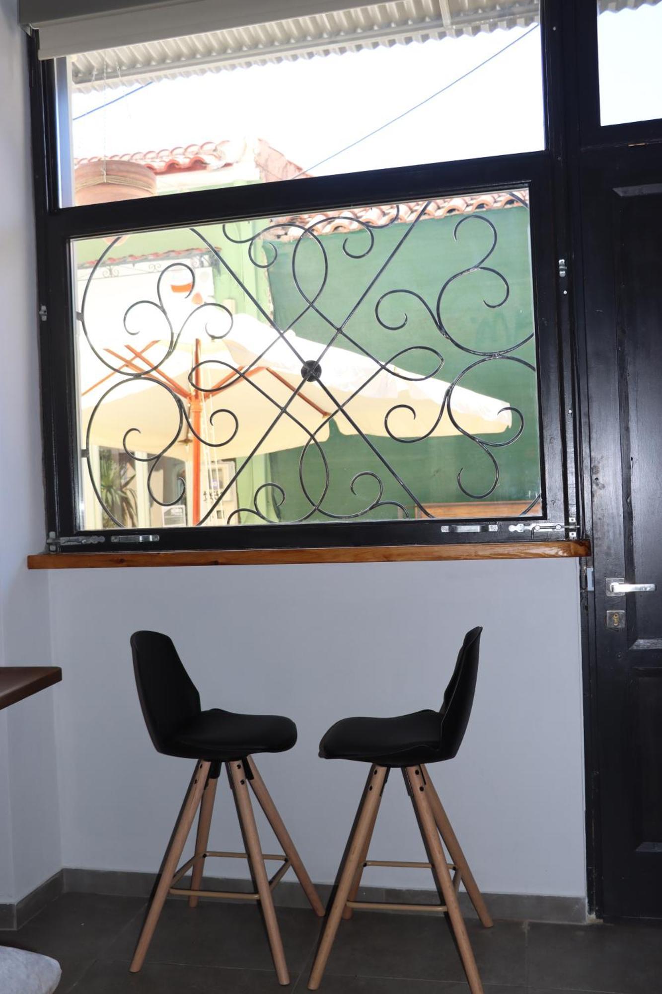 Mine Apartment Mytilíni Екстериор снимка