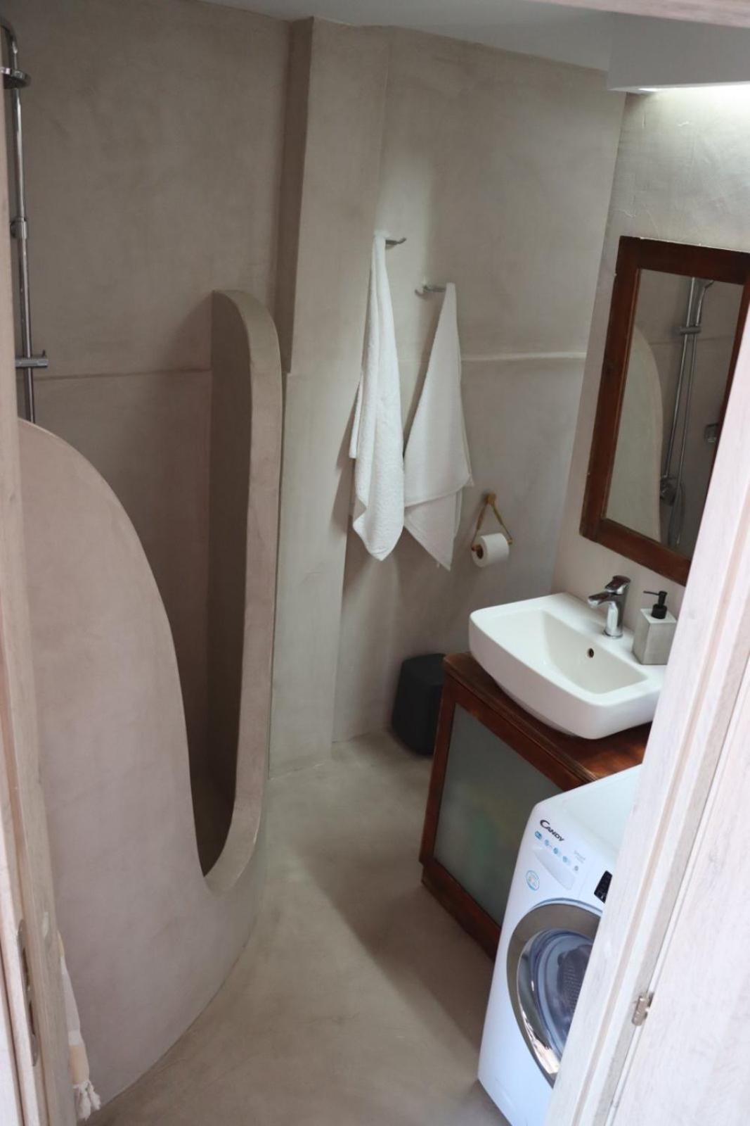 Mine Apartment Mytilíni Екстериор снимка